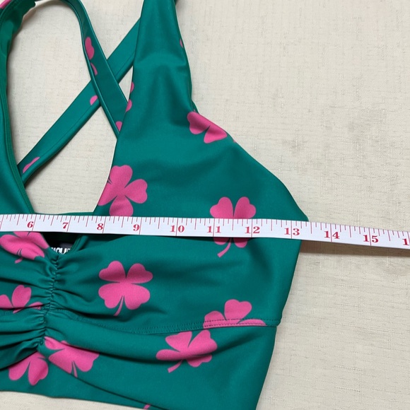 Beach Riot S Mindy lucky clover sports bra - Picture 4 of 10